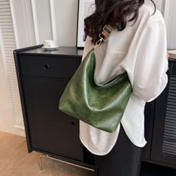 image-Retro Bucket Bag Retro Print Wide Shoulder Strap Messenger Shoulder Bags Solid Color Shopping Daily Commuter Handbag