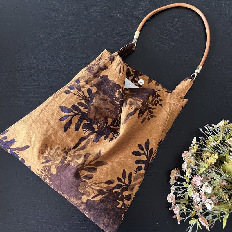 image-Retro Chinese Printed One-shoulder Crossbody Bag
