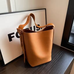 image-Retro Niche Bucket Bag Female Fashion