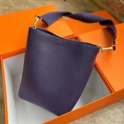 image-Bucket Bag Single Shoulder Crossbody Leather Women