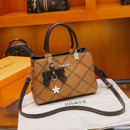 image-New Fashion Korean Style Casual Messenger Bag For Women