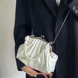 image-Casual Fashion Cloud Portable Cute Pleated Clip Bag