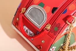 image-Female Portable Car Chain Bag