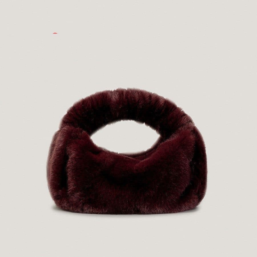 image-Fashionable And High-end Handbag With Stuffed Dumplings