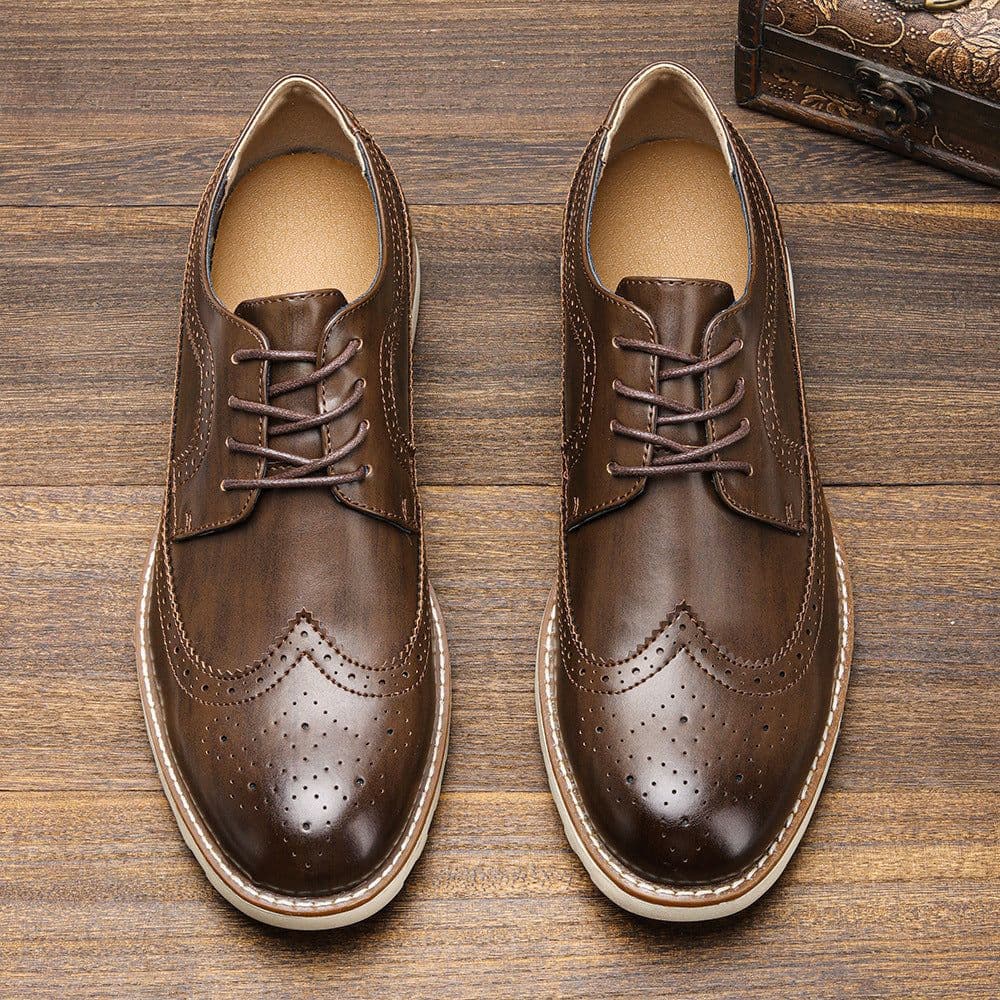 image-Men's Ultra-light Brogue Casual Retro Spring And Summer Comfortable Leather Sneakers