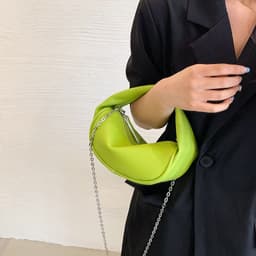image-Minority Fashion Chain Women's Portable Messenger Bag For Women