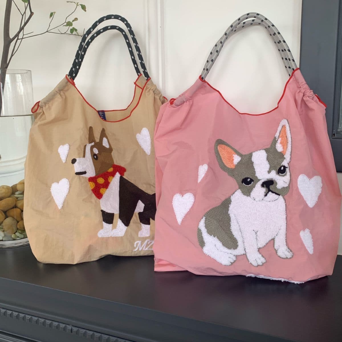 image-Embroidered Shopping Bag Hand-carrying Embroidered Nylon