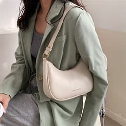 image-Summer New Fashionable Korean Style Fashionable Messenger Bag