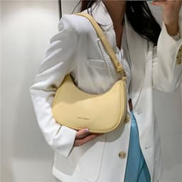 image-Summer New Fashionable Korean Style Fashionable Messenger Bag