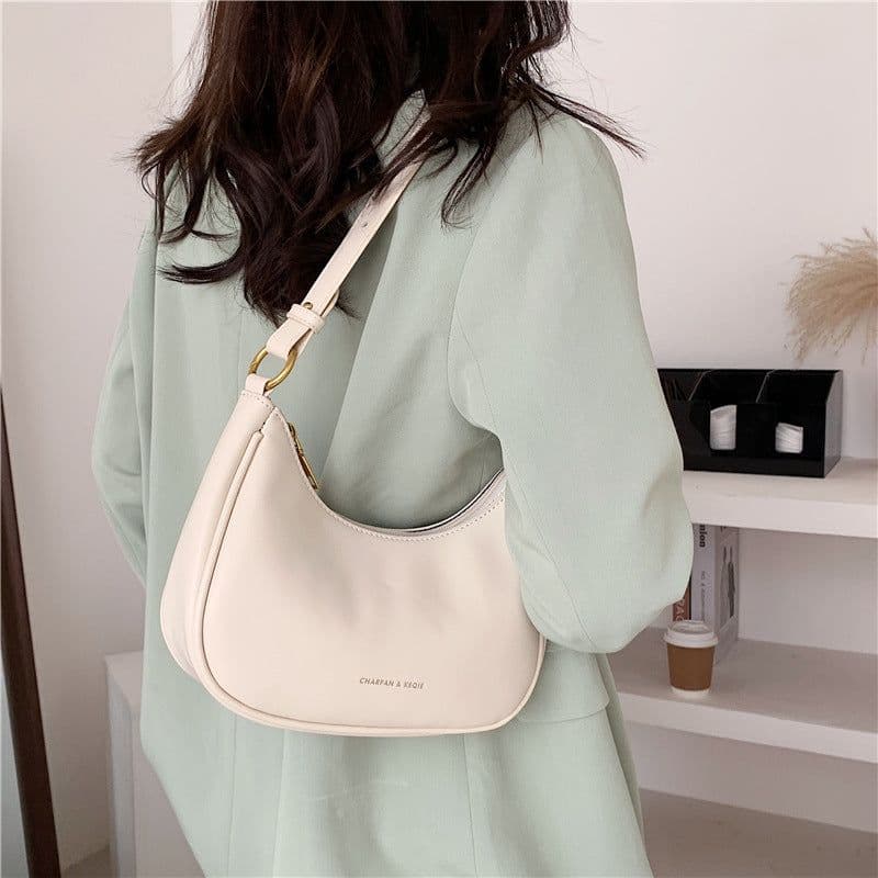 image-Summer New Fashionable Korean Style Fashionable Messenger Bag