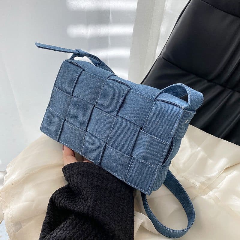image-Women's Fashion All-match One-shoulder Crossbody Woven Bag