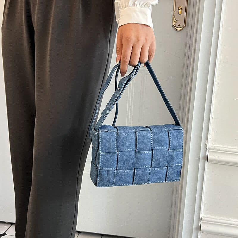image-Women's Fashion All-match One-shoulder Crossbody Woven Bag