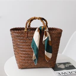 image-Women's Fashionable Retro Portable Large Capacity Handbag