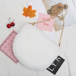 image-Women's Fashion Simple Artificial Wool Chain Bag