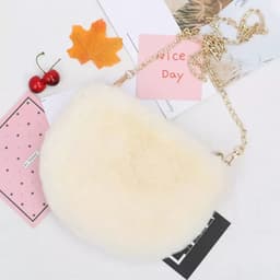 image-Women's Fashion Simple Artificial Wool Chain Bag