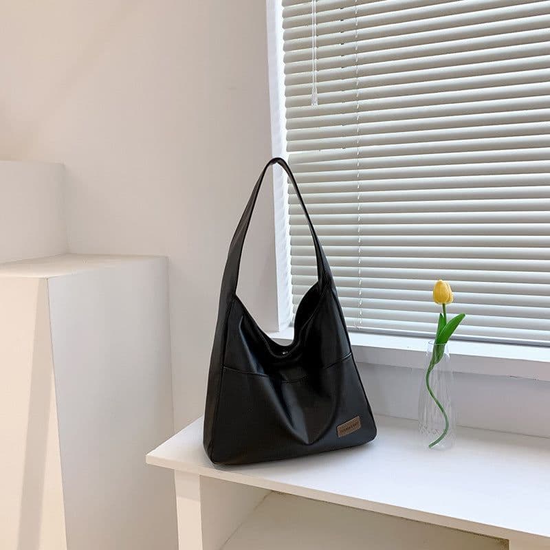 image-Women's Fashion Simple Large Capacity Retro Shoulder Bag