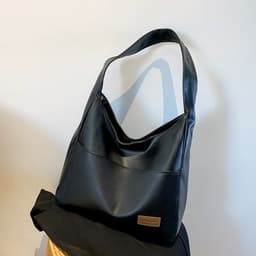 image-Women's Fashion Simple Large Capacity Retro Shoulder Bag