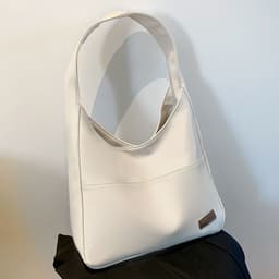image-Women's Fashion Simple Large Capacity Retro Shoulder Bag