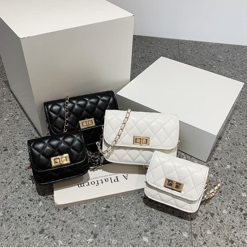image-Women's Fashion Casual Diamond Chain Shoulder Messenger Bag
