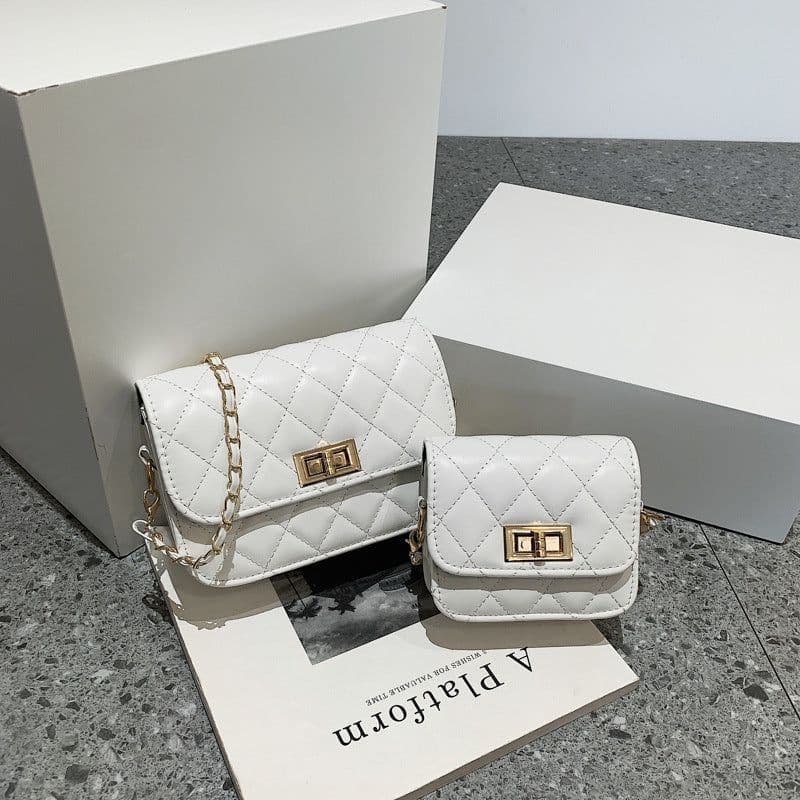 image-Women's Fashion Casual Diamond Chain Shoulder Messenger Bag