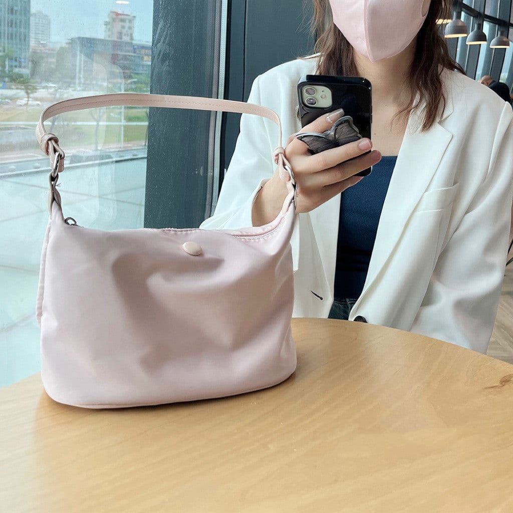 image-Women's Stylish And Lightweight Waterproof Nylon Shoulder Messenger Bag