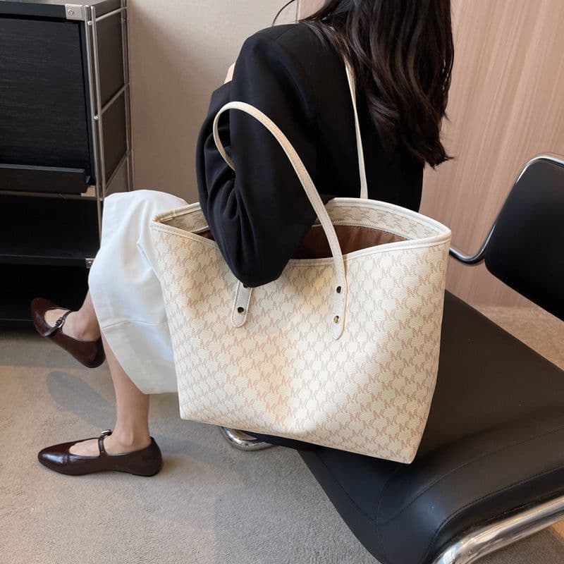 image-Simple Casual Commuting Tote Bag Fashion High Capacity Shoulder Bag Handbag