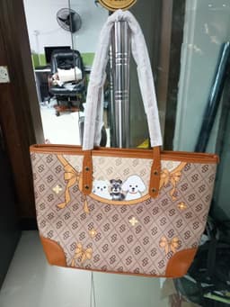 image-European And American Fashion Embroidered Chain Single Shoulder Crossbody Mother Bag