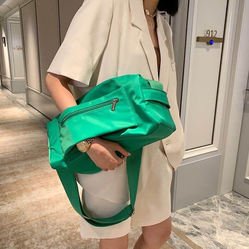image-The Popular Oxford Cloth One Shoulder Lightweight Fitness Toast Bag