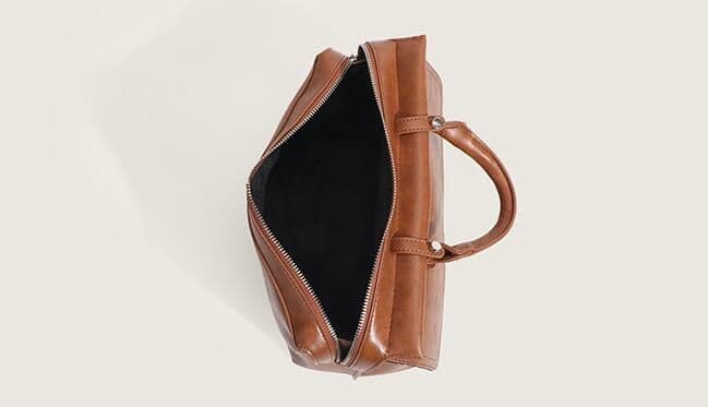 image-Fashion European And American Style Retro Shoulder Messenger Tote Bag