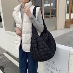 image-Pleated Casual Cool Shoulder Messenger Bag
