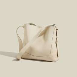 image-Women's Fashion Large Capacity Versatile Commuter Bucket Bag