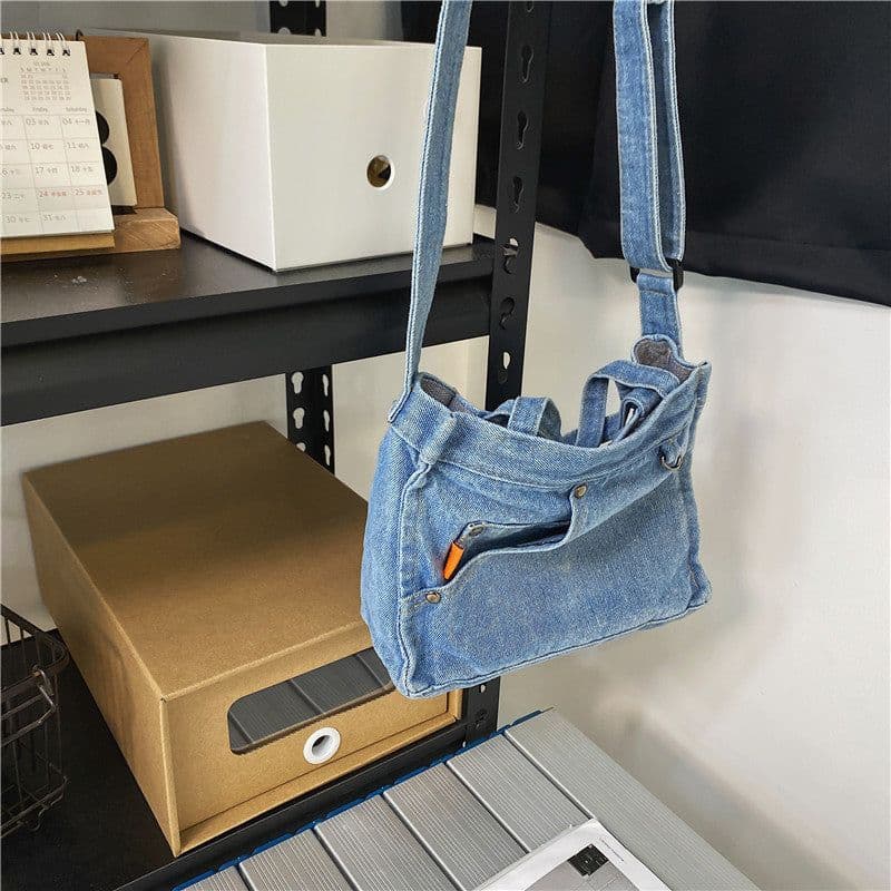 image-Men's And Women's Fashion Denim Messenger Bag
