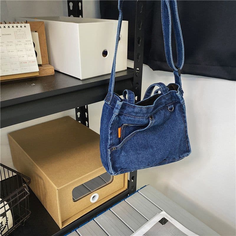 image-Men's And Women's Fashion Denim Messenger Bag