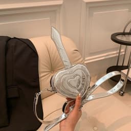 image-Women's Fashion Creative Heart Crossbody Bag