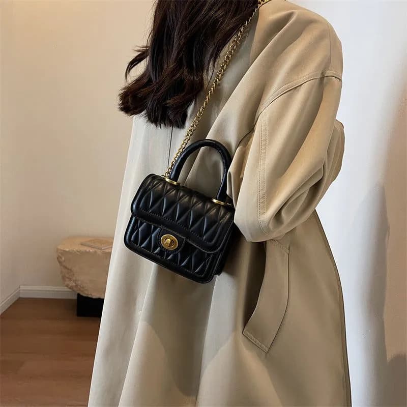image-Women's Fashionable Versatile Diamond Chain Shoulder Crossbody Bag
