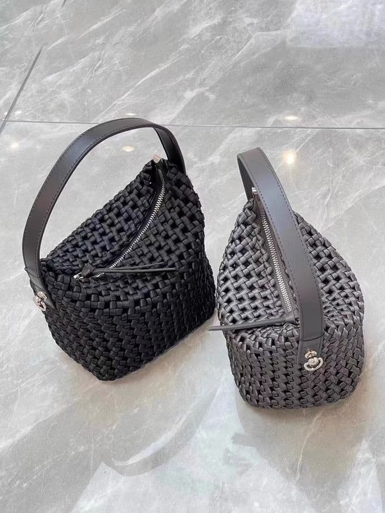 image-Nylon Hand-woven Lunch Box Handbag All-match Underarm Shoulder Messenger Bag