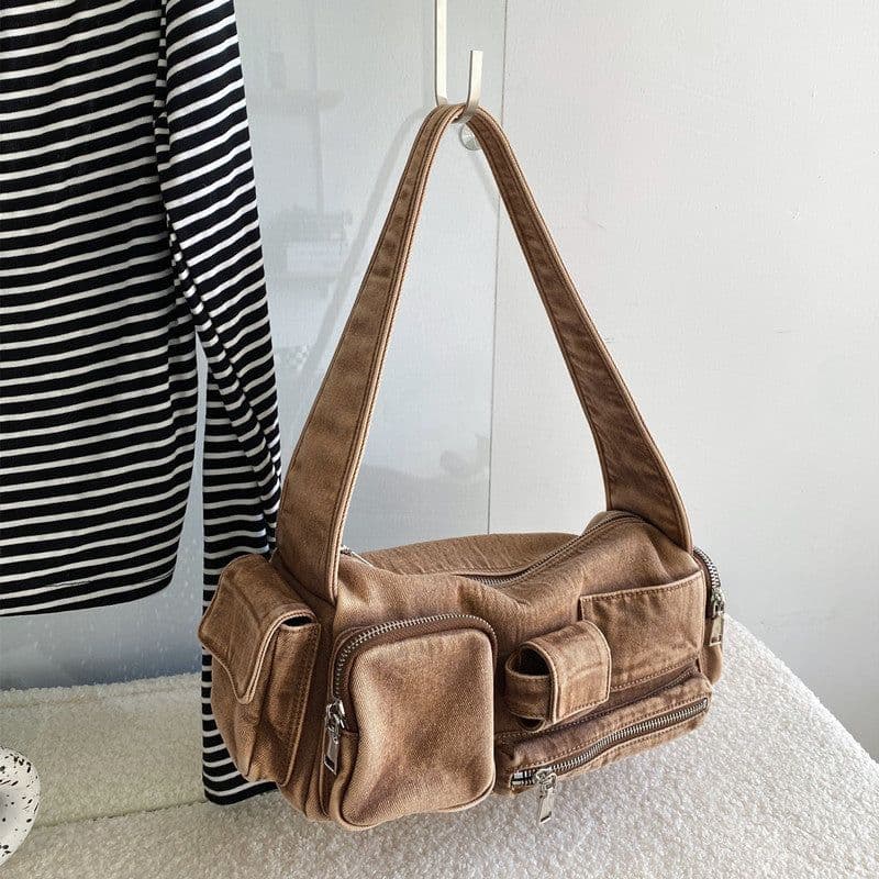 image-Niche Locomotive Style Multi-pocket Retro Denim Shoulder Messenger Bag