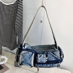image-Niche Locomotive Style Multi-pocket Retro Denim Shoulder Messenger Bag