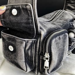 image-Niche Locomotive Style Multi-pocket Retro Denim Shoulder Messenger Bag