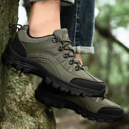 image-Boots Men's Autumn And Winter Outdoor Sneakers Leather Low-top Hiking Shoes Small Wholesale Delivery
