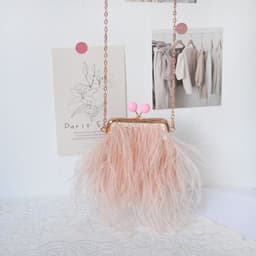 image-Single-sided Ostrich Fashion Clutch Crossbody Bag