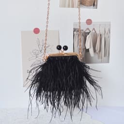 image-Single-sided Ostrich Fashion Clutch Crossbody Bag