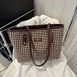 image-Women's Fashion Retro Large Capacity Shoulder Bag