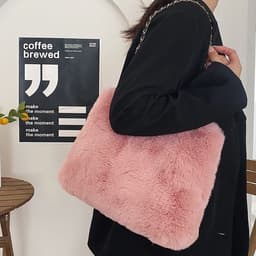 image-Women's Fashion Large Capacity Versatile Chain Crossbody Shoulder Bag