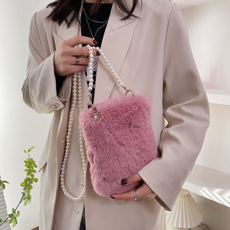 image-Women's Fashion Plush Pearl Chain Shoulder Messenger Bag