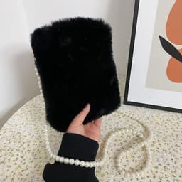 image-Women's Fashion Plush Pearl Chain Shoulder Messenger Bag