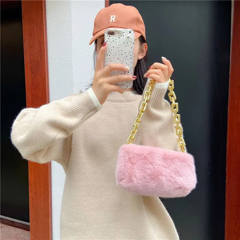 image-Women's Fashion Chain Shoulder Plush Underarm Bag