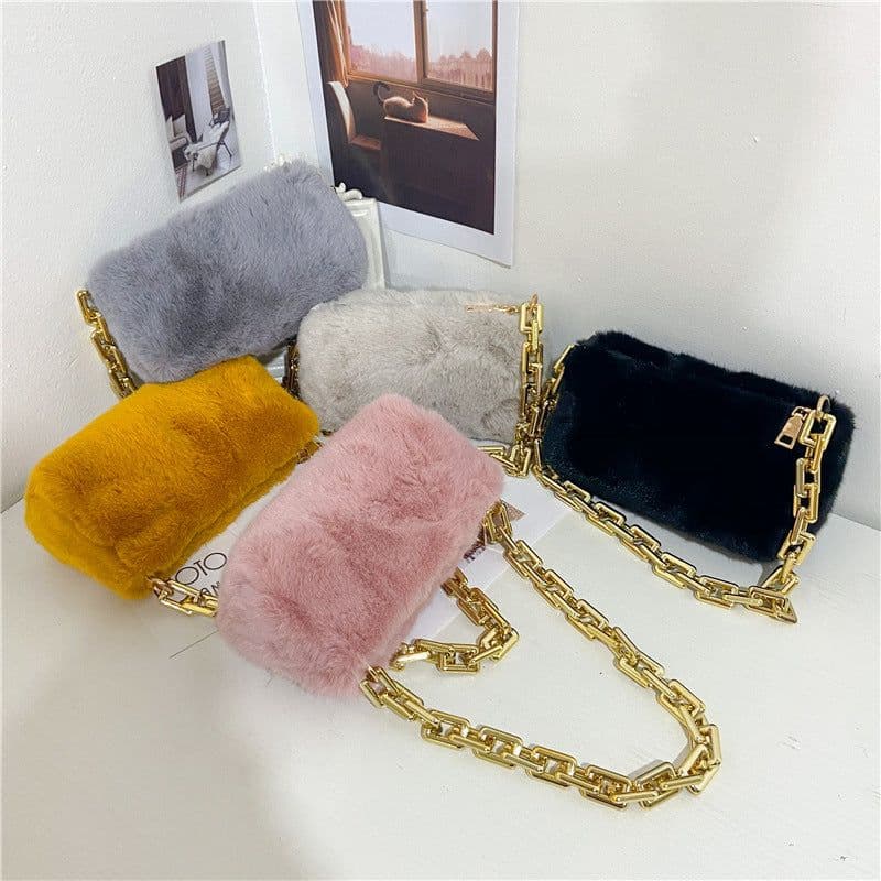 image-Women's Fashion Chain Shoulder Plush Underarm Bag