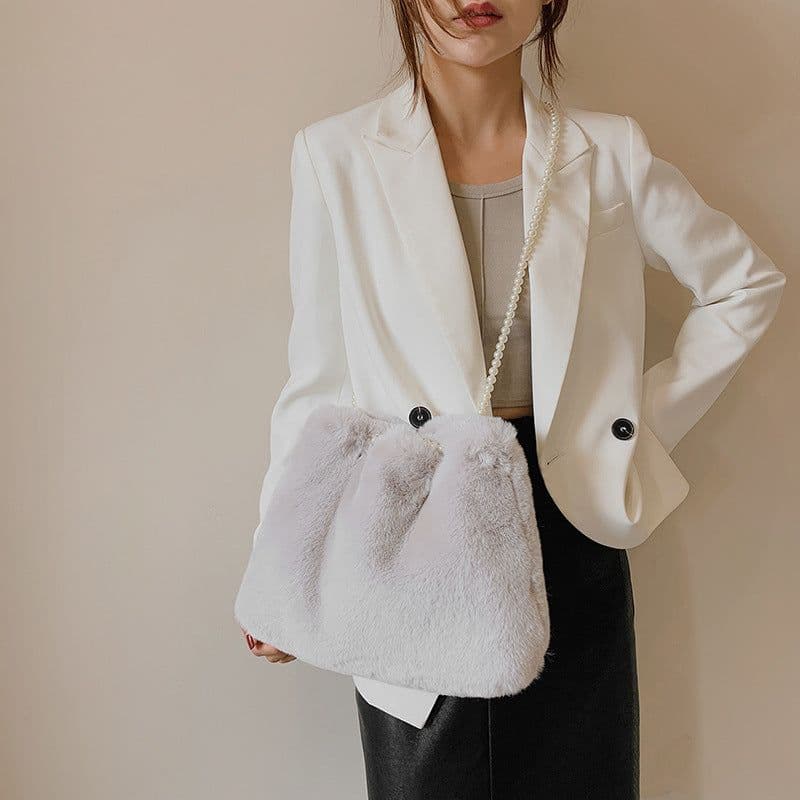 image-Women's Fashion Large Capacity Pearl Plush One-shoulder Crossbody Bag