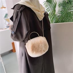 image-Women's Fashion Chain Plush Crossbody Bag